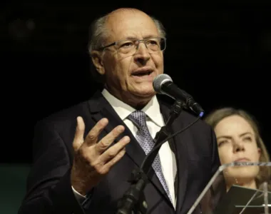 Vice-presidente eleito e coordenador da Transição, Geraldo Alckmin