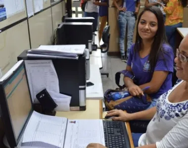 Renovação de matrícula na rede estadual de ensino começa na segunda-feira (21), na Bahia