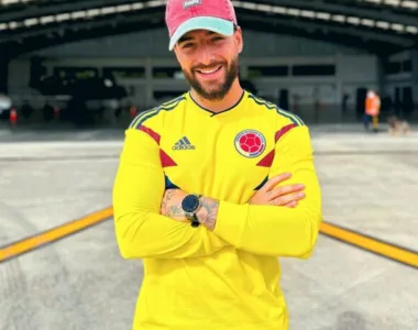 O colombiano abandonou uma entrevista em uma TV estatal israelense depois do jornalista insistir em perguntar como ele se sentia ao se apresentar na Copa do Mundo do Qatar