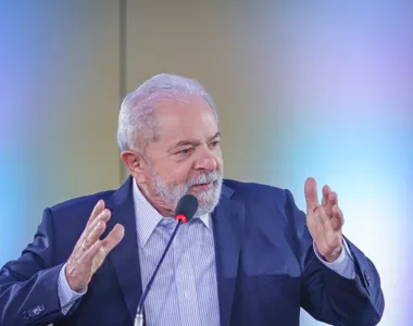 Lula recebeu alta após passar por procedimento