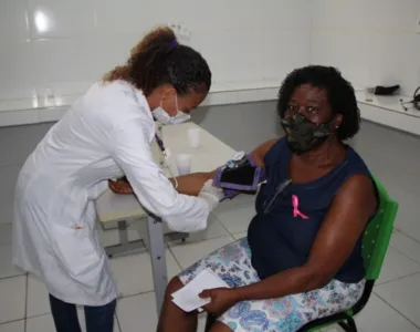 Feira de Saúde e Cidadania oferece serviços gratuitos para moradores do bairro de Narandiba, em Salvador
