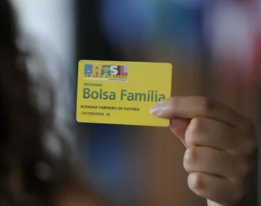 Auxílio Brasil voltará a ser Bolsa Família