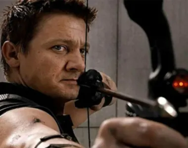 Jeremy Renner, da Marvel, está em estado crítico após acidente