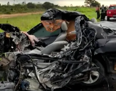 Um homem, de 43 anos, foi vítima de um acidente chocante entre os dois veículos