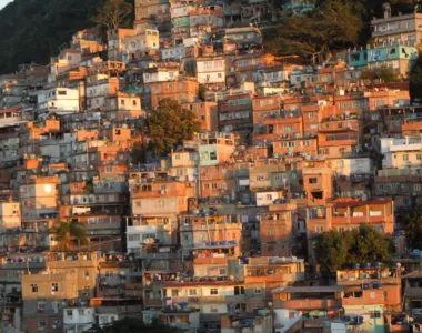 ATHIS proporciona melhoria dos lares das periferias