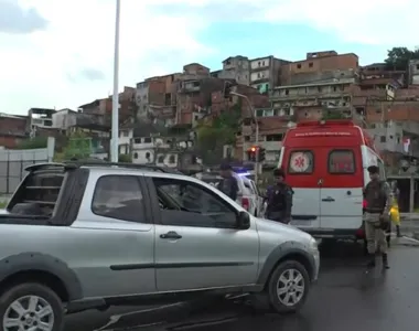 Motociclista morre após batida com carro