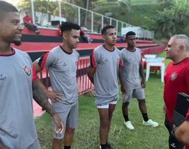 O Leão da Barra publicou a foto dos novos contratados na tarde desta segunda-feira (26)