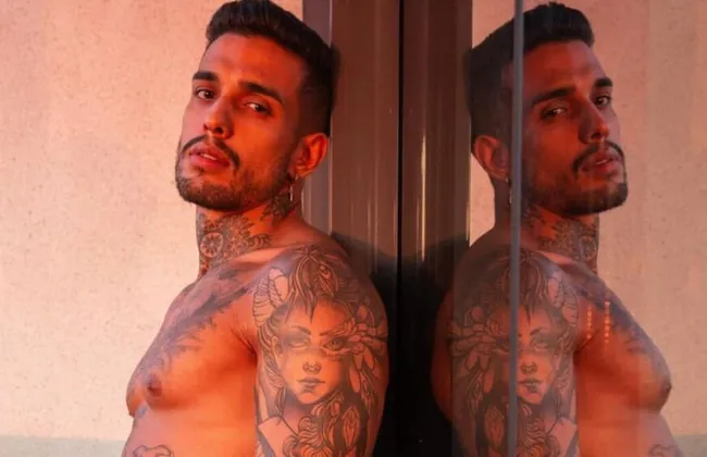 Imagem ilustrativa da imagem Influenciador Matheus Sampaio tem nude vazado na web