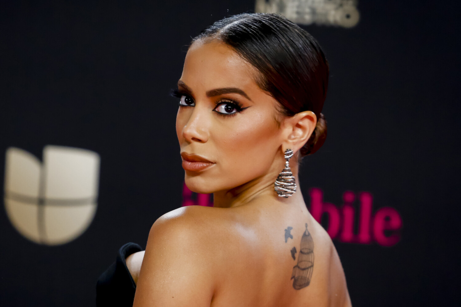 Anitta chega confiante e &amp;quot;super animada&amp;quot; ao Grammy | Portal Massa