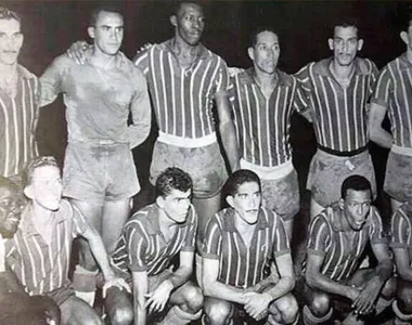 Em 1960, Esquadrão batia o Santos de Pelé no Maracanã
