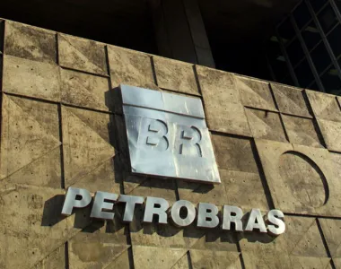 Petrobras faz reestruturação em diretorias