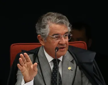 Ex-ministro diz achar pouco para que Bolsonaro seja considerado inelegível