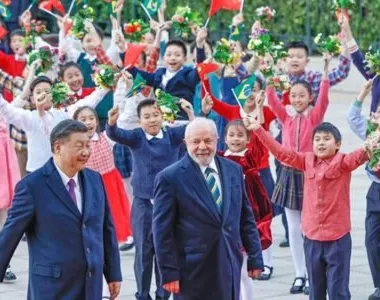 Lula e Xi Jinping em recepção na China