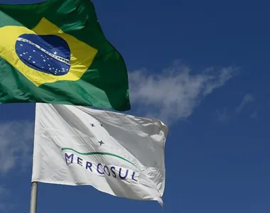 Brasil poderá financiar R$350 milhões projetos em municípios de fronteira
