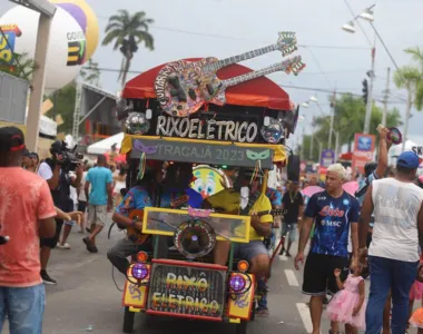 Durante os quatros dias de festa, foliões lotaram o circuito Maneca Ferreira e puderam aproveitar desde o axé até o funk carioca