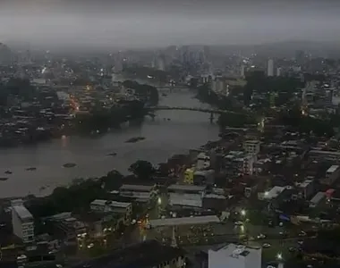 Cidade de Itabuna sofre com fortes chuvas