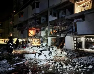 Dez dos 32 apartamentos de condomínio em Campos de Jordão foram atingidos por explosão