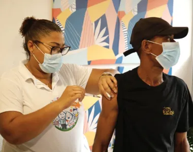 Vacina contra Covid-19 segue em Salvador nesta terça-feira (25)