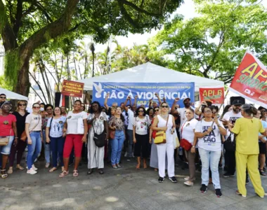 Paralisação reuniu professores no centro de Salvador