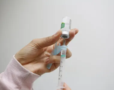 Esquema vacinal contra a Covid-19 segue em Salvador nesta quinta (04)