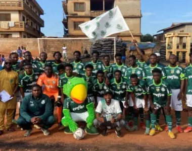 No universo africano, os ganeses criaram o Palmeiras Family, equipe que disputa competições amadoras no país