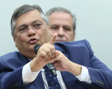 Flávio Dino classificou o início da postagem do Telegram como “um amontoado absurdo” contra as instituições brasileiras