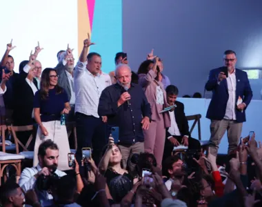 Plenária do Plano Plurianual do governo federal, realizada em Salvador, contou com a presença de Lula