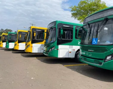 Reunião entre rodoviários e patrões foi realizada na manhã desta quarta