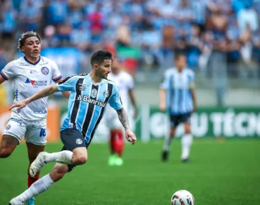 Bahia e Grêmio se enfrentam na competição nacional