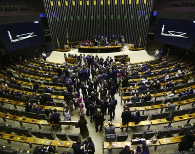 Deputados baianos votam em peso na reforma tributária