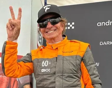 Ex-piloto está com 76 anos