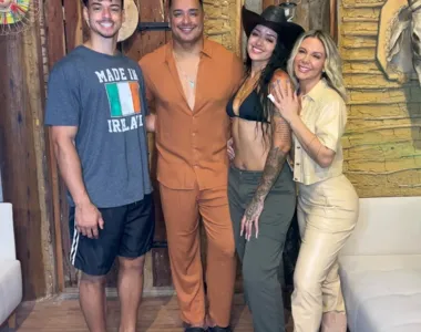 Família de Xanddy e Carla Perez comemora o São João na Bahia