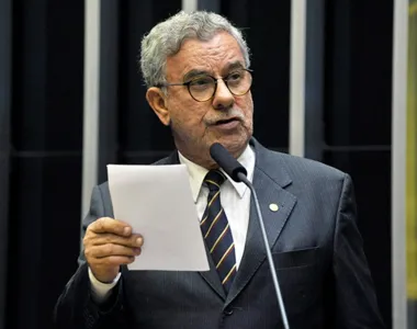 Deputado federal Waldenor Pereira