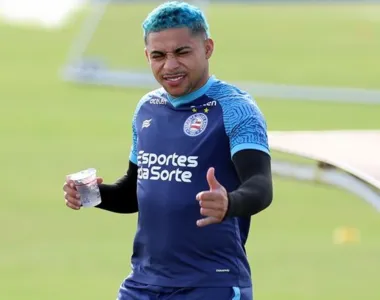 Em fase de transição, Jacaré fez um treino físico e técnico