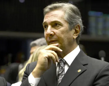 Após sete sessões consecutivas de julgamento, a Corte definiu a pena do ex-senador com base no voto do revisor da ação penal