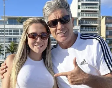 Carol e Renato Portaluppi, seu pai