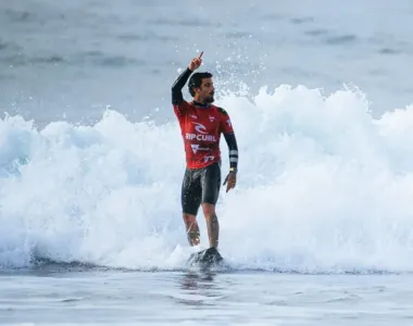 Filipe avançou direto para as oitavas com a nota de 15,76