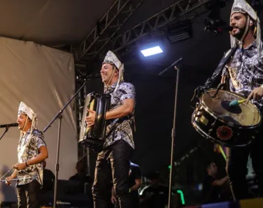 A banda se apresentou na última noite da festa junina no Centro Histórico de Salvador