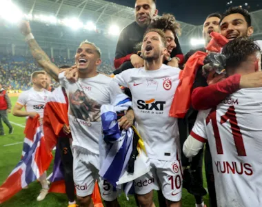 Após 13ª posição na última temporada, Galatassaray volta a ser campeão turco