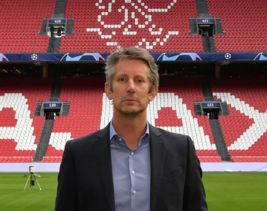 Van der Sar foi ídolo do Ajax e do Manchester United