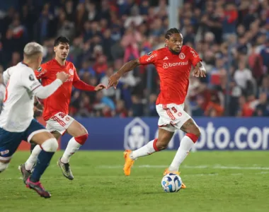 Luiz Adriano passou em branco no jogo