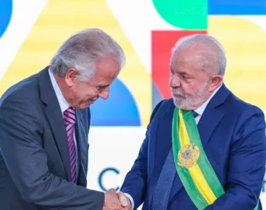 Lula trata de se encontrar com Múcio após B.O do golpe