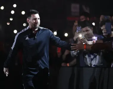 Camisa 10 argentino disse que sua vida não mudou após ser campeão mundial