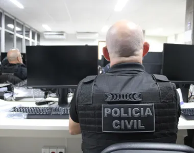 Acusado foi autuado por estelionato e associação criminosa