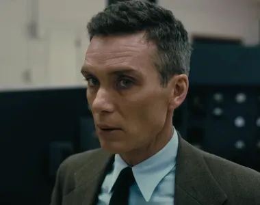 Ator Cillian Murphy protagoniza o filme no papel do físico J. Robert Oppenheimer