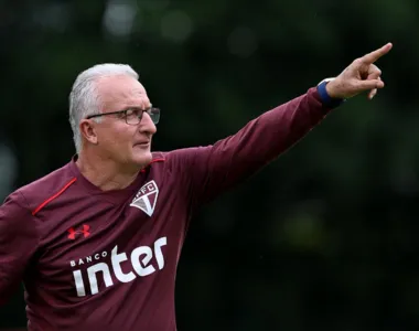 Dorival disse que fica feliz com especulações
