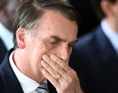 Ex-presidente se tornou inelegível nesta sexta (30)