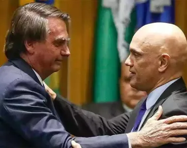 Xandão quer que Bolsonaro preste depoimento