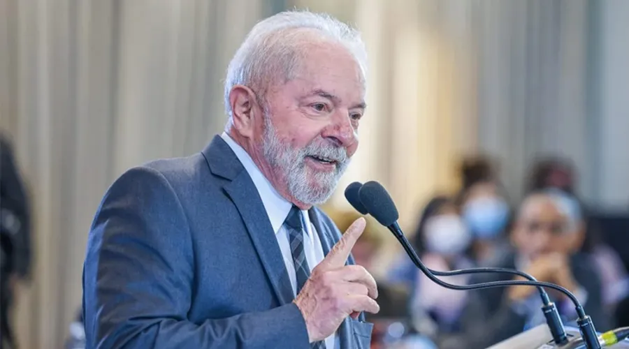 Presidente Lula viaja à China nesta terça