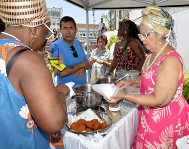ABAM lança campanha '' Dia da Baiana Feliz '' no Memorial das Baianas de Acarajé